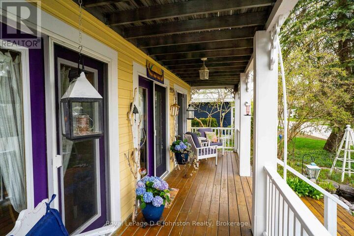 Property Photo: 383 McNabb Street Unit 123 ON N0H 2L0