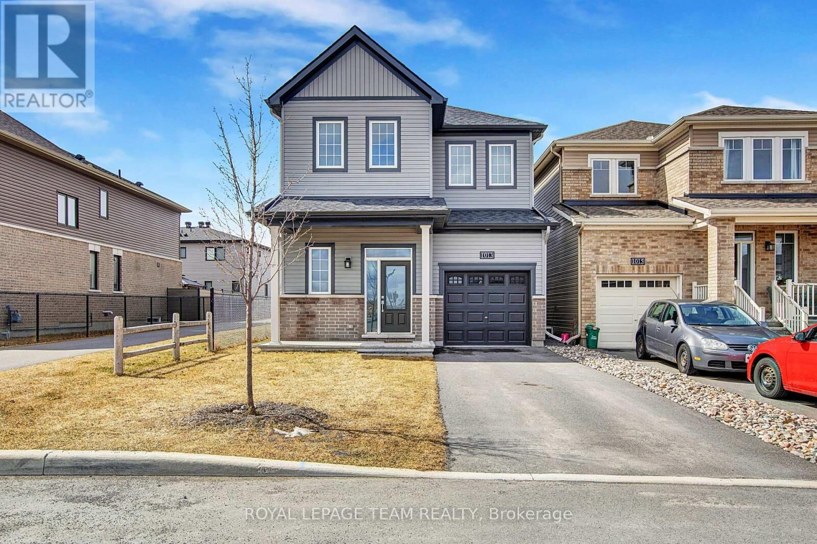 Property Photo:  1013 Parabolica Way  ON K2T 0P8 