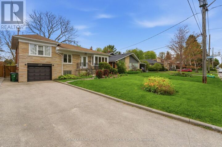 Property Photo: 229 Park Home Avenue ON M2R 1A1