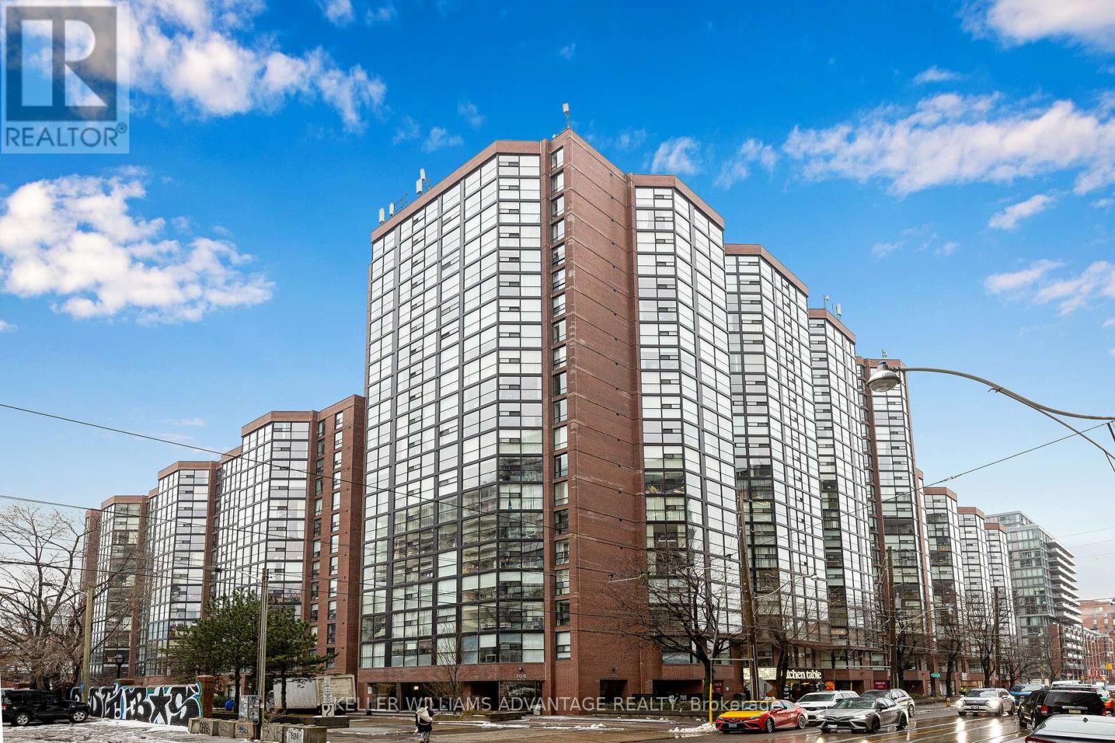 Property Photo: 705 King Street West 1707 ON M5V 2W8