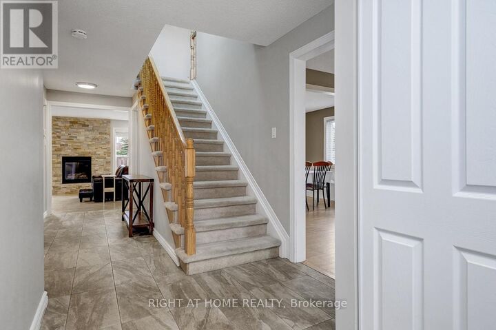 Property Photo:  1899 Rosewind Court  ON K1C 7E3 