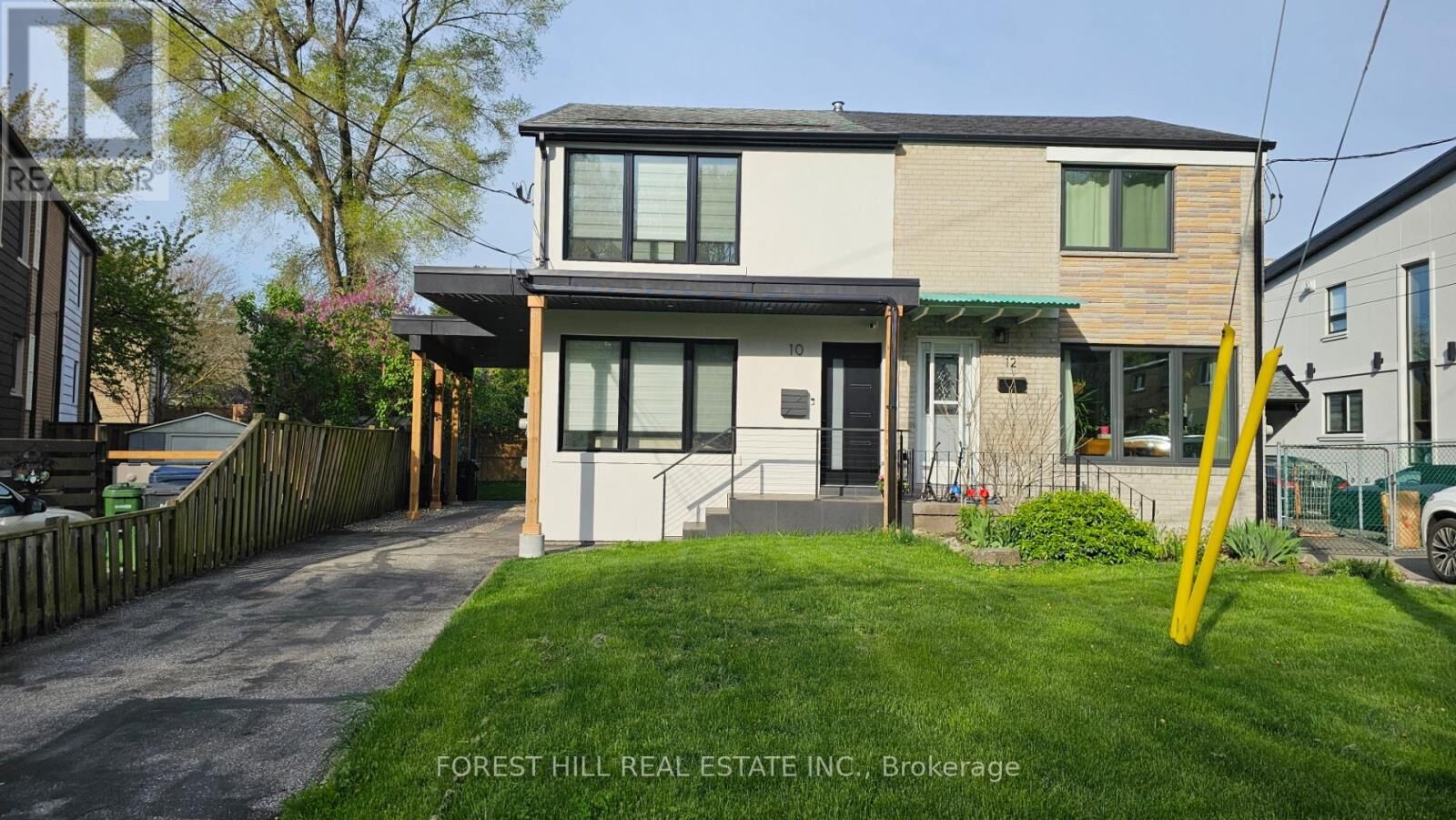 Property Photo:  10 Juliana Court  ON M6S 2R2 