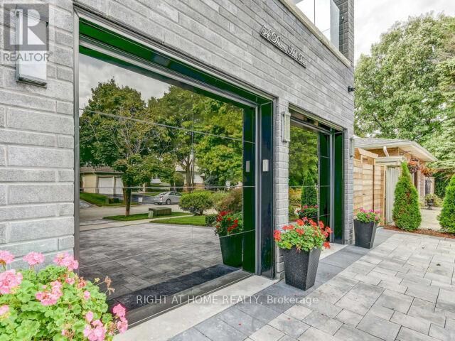 Property Photo:  54 Dawn Hill Trail  ON L3T 3B2 