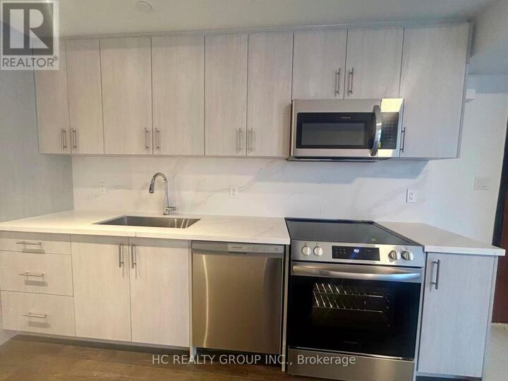 Property Photo:  30 Markdale Lane 518  ON L3S 0E3 