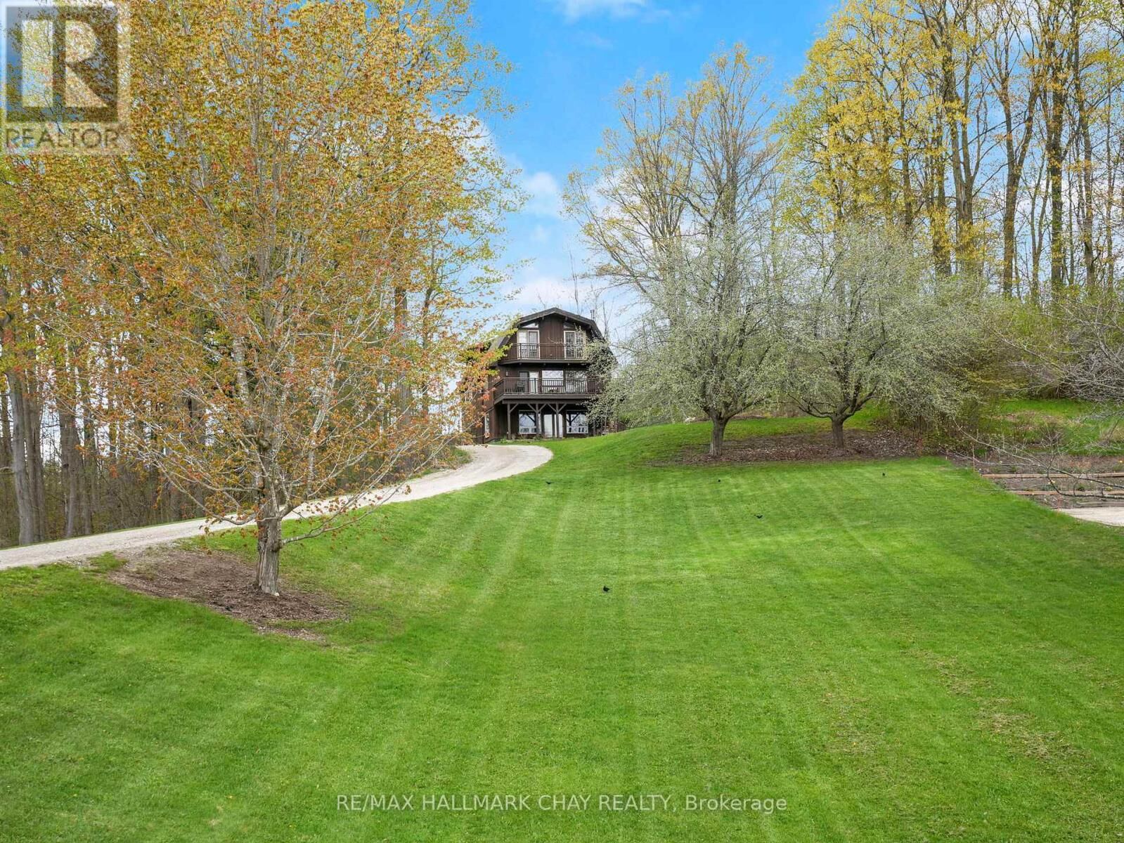 Property Photo:  42 Mountainview Road  ON L0N 1M0 