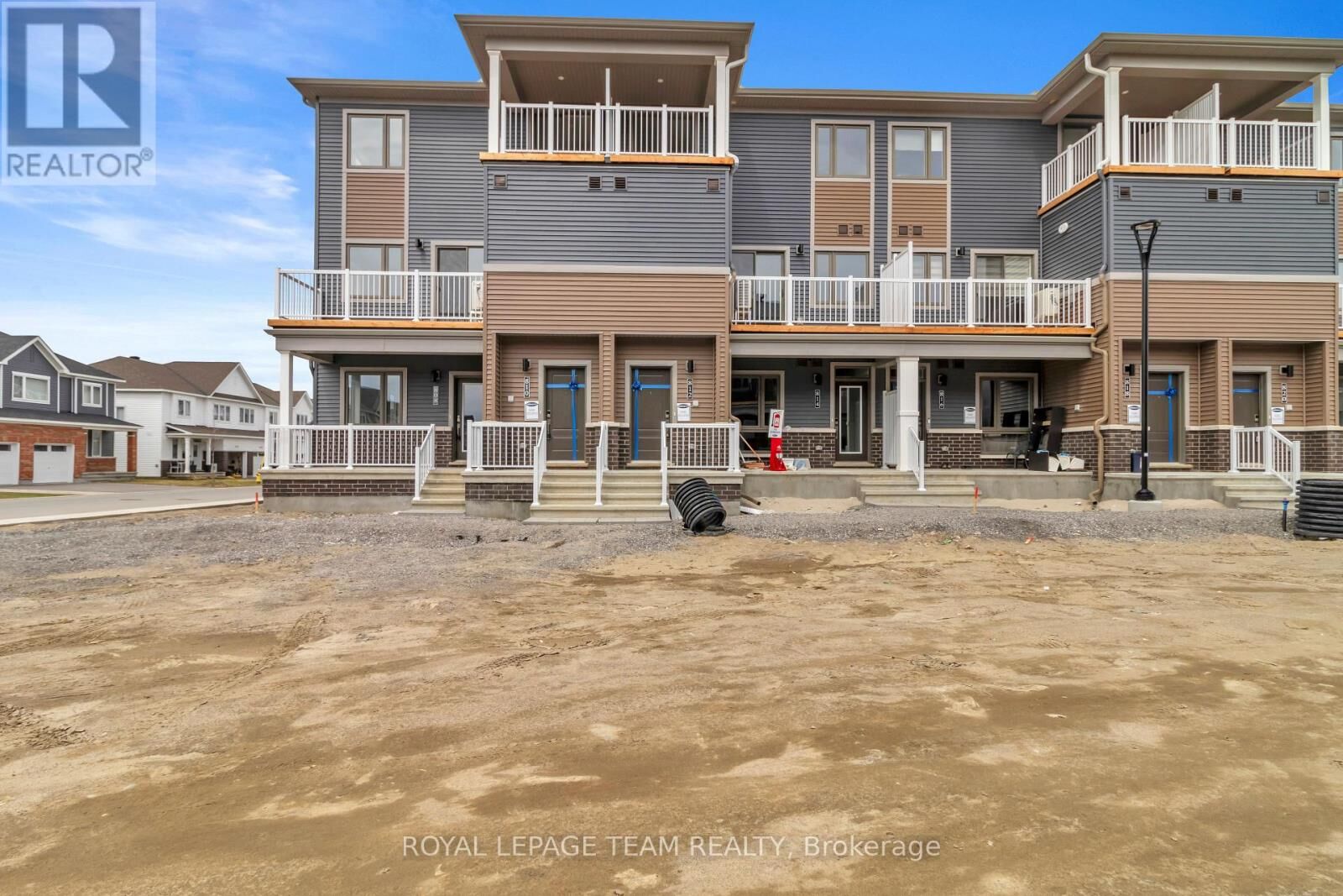 Property Photo: 810 Parnian Private ON K2J 7K6