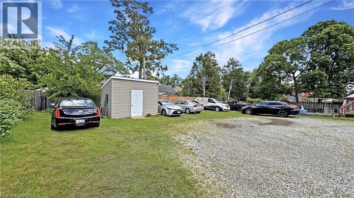 Property Photo: 273 Brant Avenue ON N3T 3J6