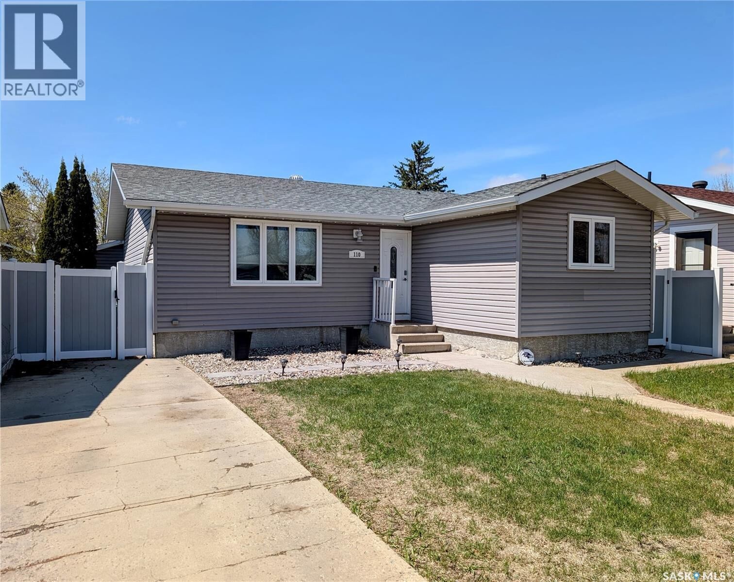 Property Photo:  110 Paynter Crescent  SK S4X 1H6 