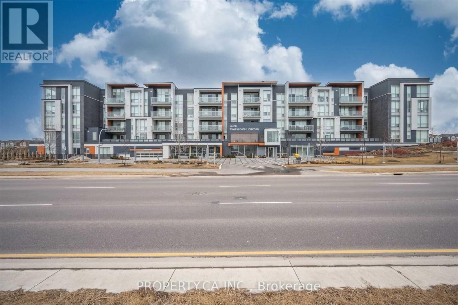 Property Photo:  3028 Creekshore Common 205  ON L6M 5K6 
