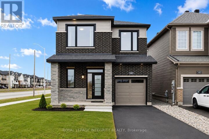142 Shallow Pond Place East — photo 1