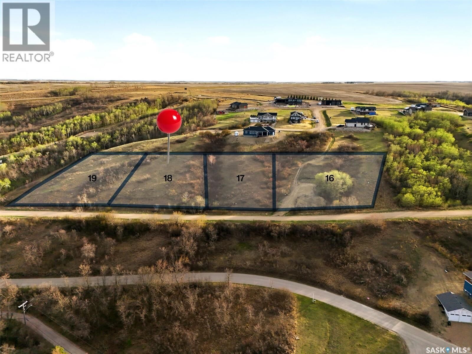 Property Photo:  629 Berry Hills Road  SK S0G 1S0 
