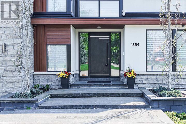 Property Photo:  1364 Acton Crescent  ON L6J 2S5 