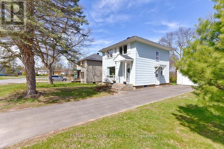 Property Photo:  82 Rutherford Avenue  ON K0J 1P0 