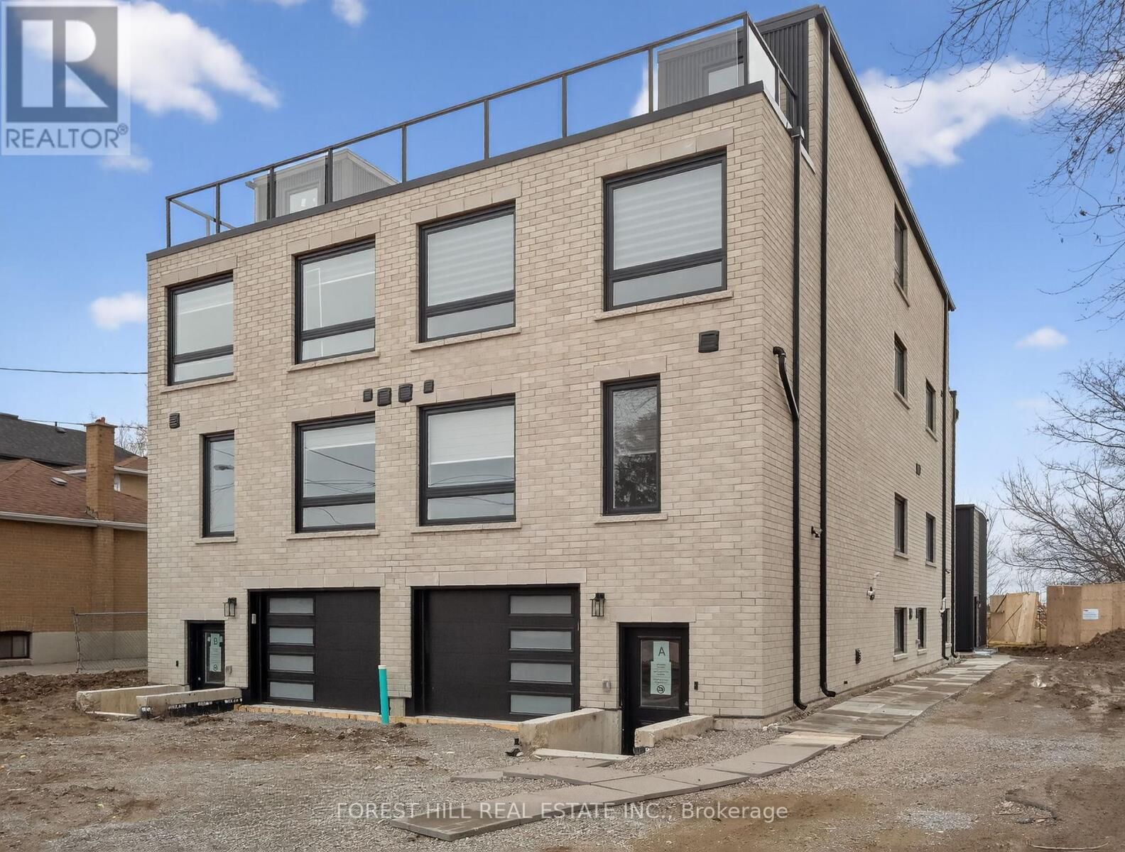 Property Photo:  221 Churchill Avenue C  ON M2N 1X6 