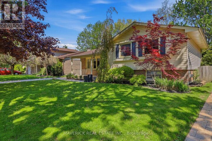 Property Photo:  56 Hawthorne Road  ON N6G 2W8 