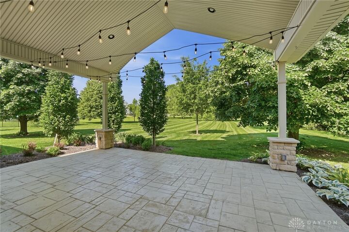 Property Photo:  1952 Barnhart Road  OH 45373 