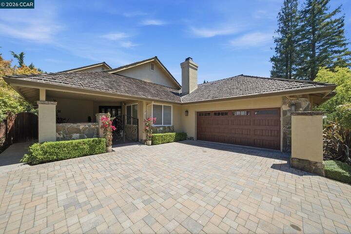 Property Photo: 700 Blue Spruce Dr CA 94506