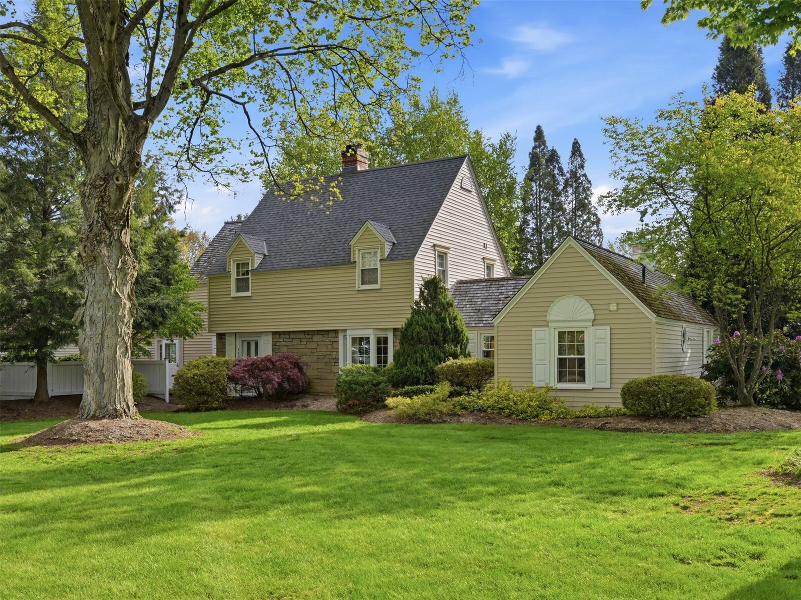 Property Photo:  755 Seminole Road  PA 16335 