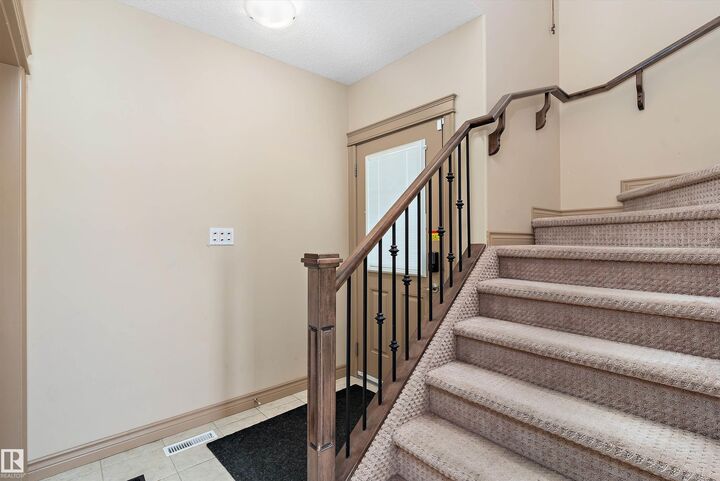 Property Photo:  3103 Hilton Drive NW 23  AB T6M 0R3 