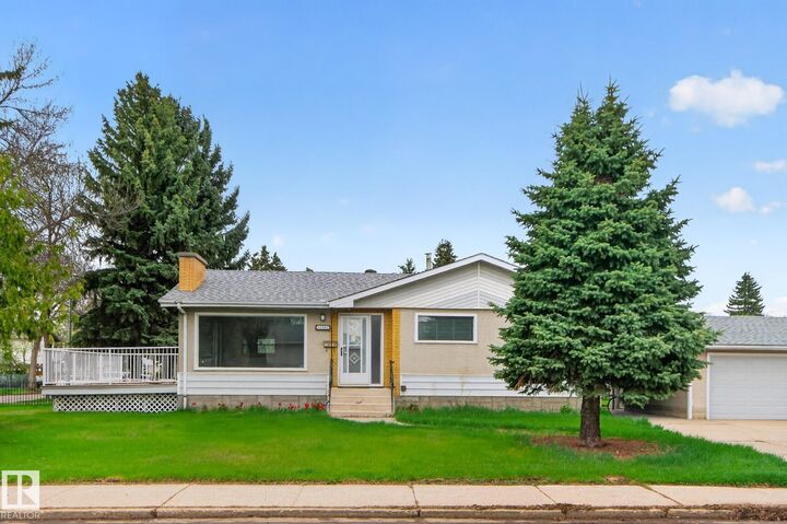 Property Photo: 11901 42 Street NW AB T5W 2N5