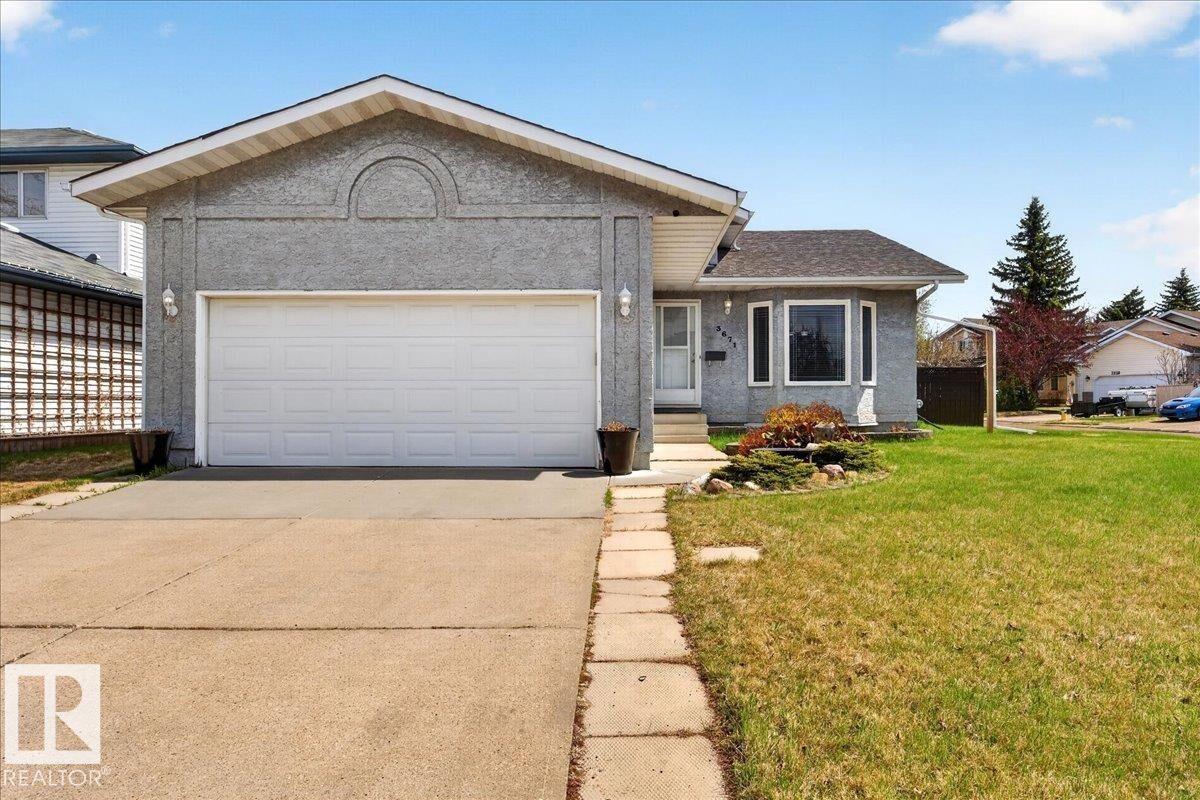 Property Photo:  3671 33 Street NW  AB T6T 1G2 