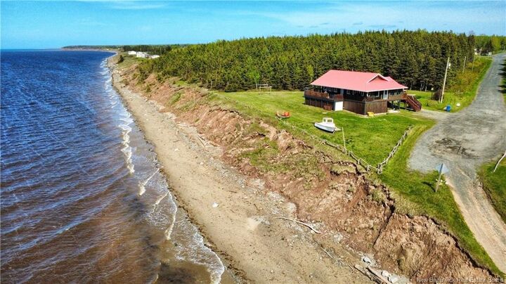27 Janeville Beach Road — photo 1