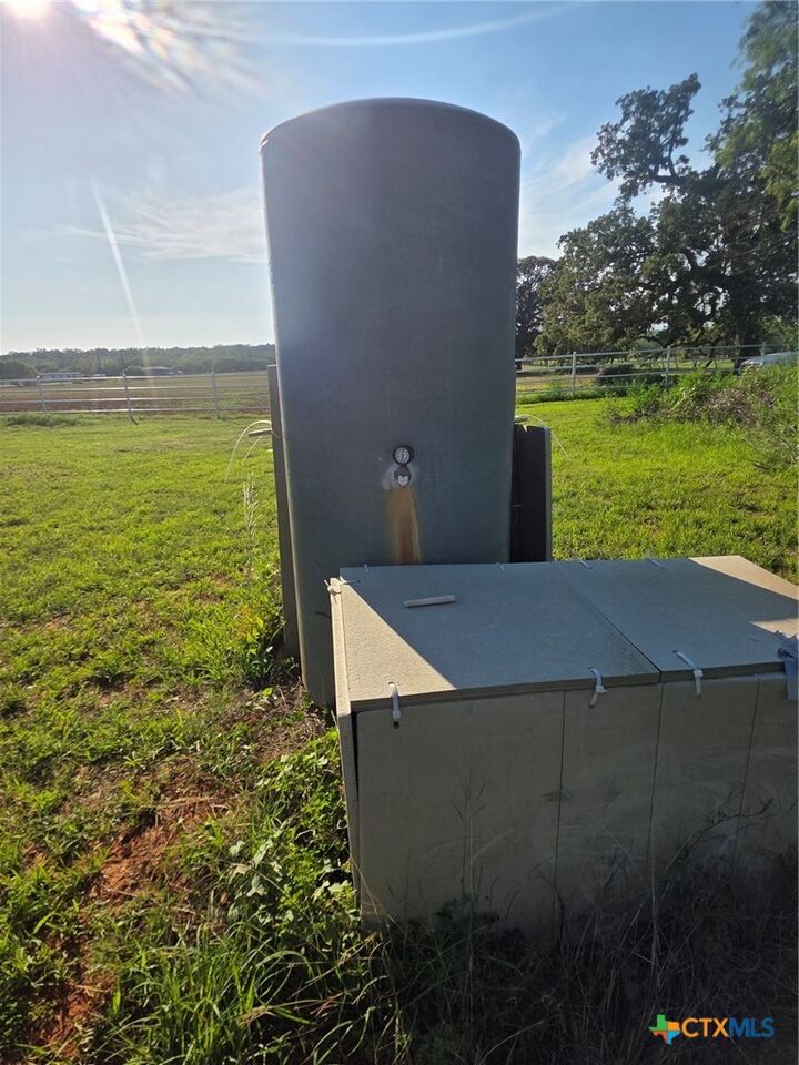 Property Photo: 766 Rawhide Road TX 78155