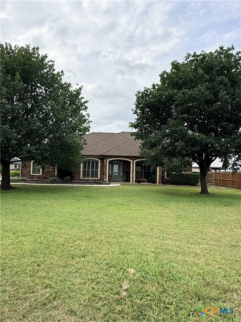 Property Photo:  256 Kimbrough  TX 78155 
