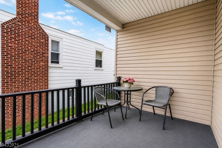 Property Photo:  280 Nesbit Ter  NJ 07111 