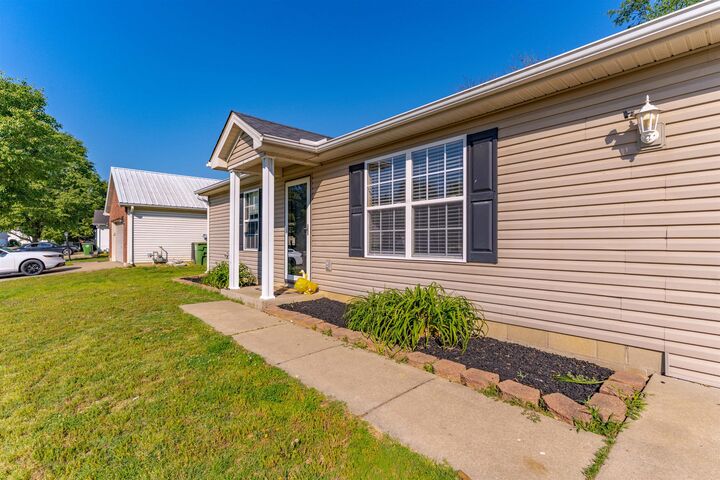 Property Photo: 643 Canoe Creek Drive KY 42420