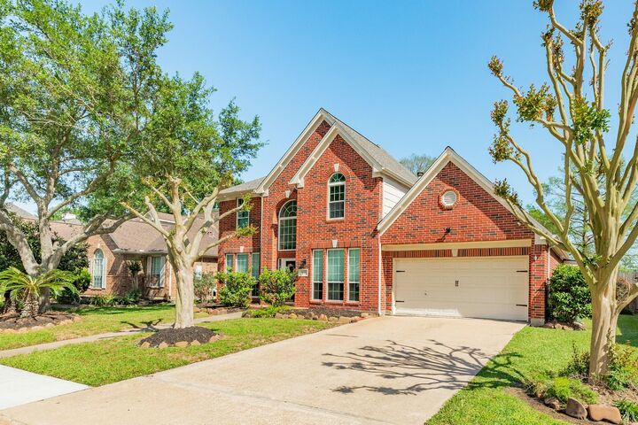 Property Photo: 2601 Piney Woods Drive TX 77581