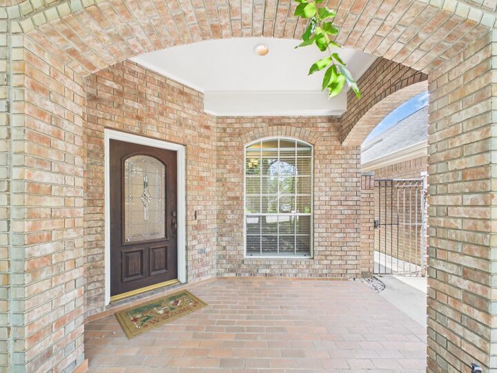 Property Photo:  5407 Lake Place Drive  TX 77041 