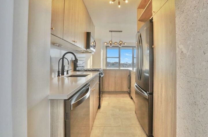 Property Photo:  500 Central Ave 610  NJ 07087 