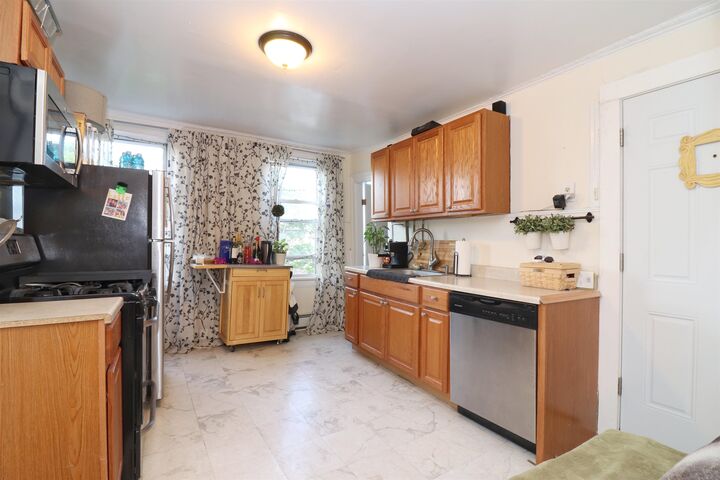 Property Photo: 238 South St 4 NJ 07307