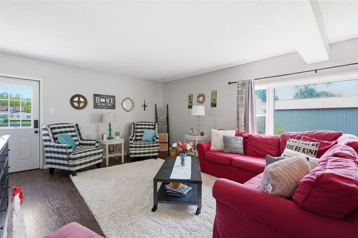 Property Photo: 31168 Ashworth Road IA 50263