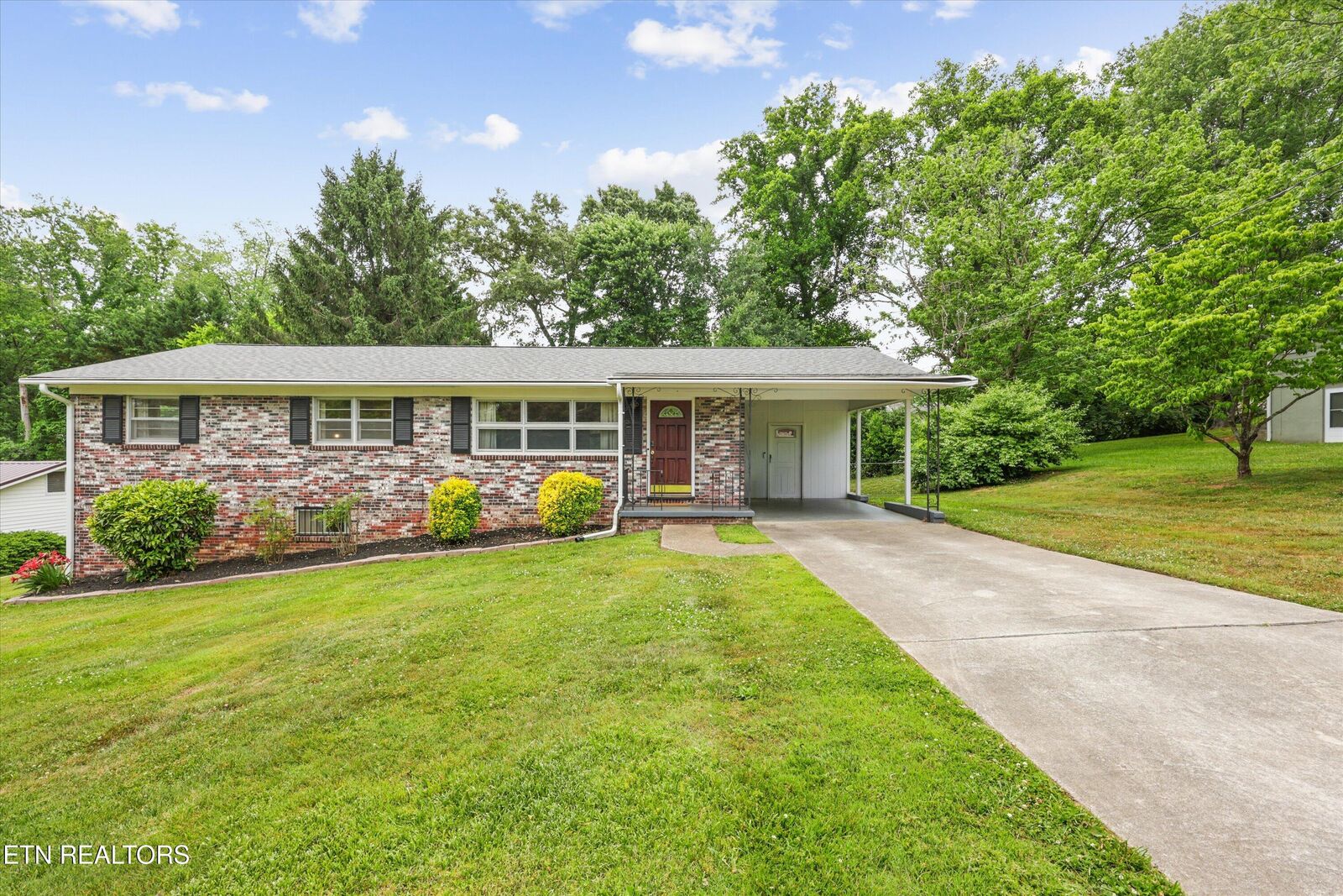 Property Photo:  4433 Landon Drive  TN 37921 