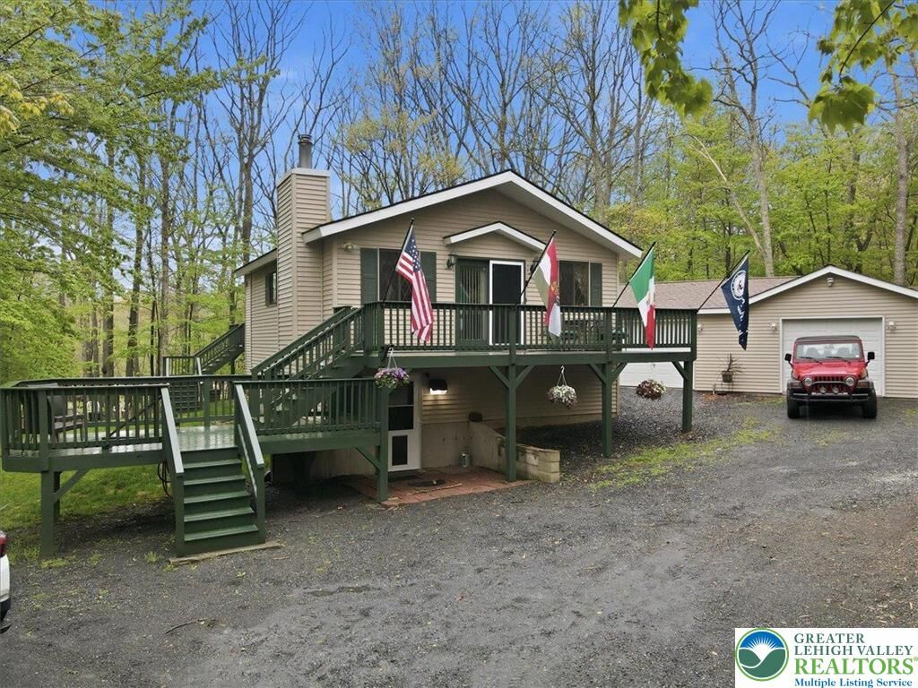 Property Photo:  149 McMichaels Court  PA 18360 
