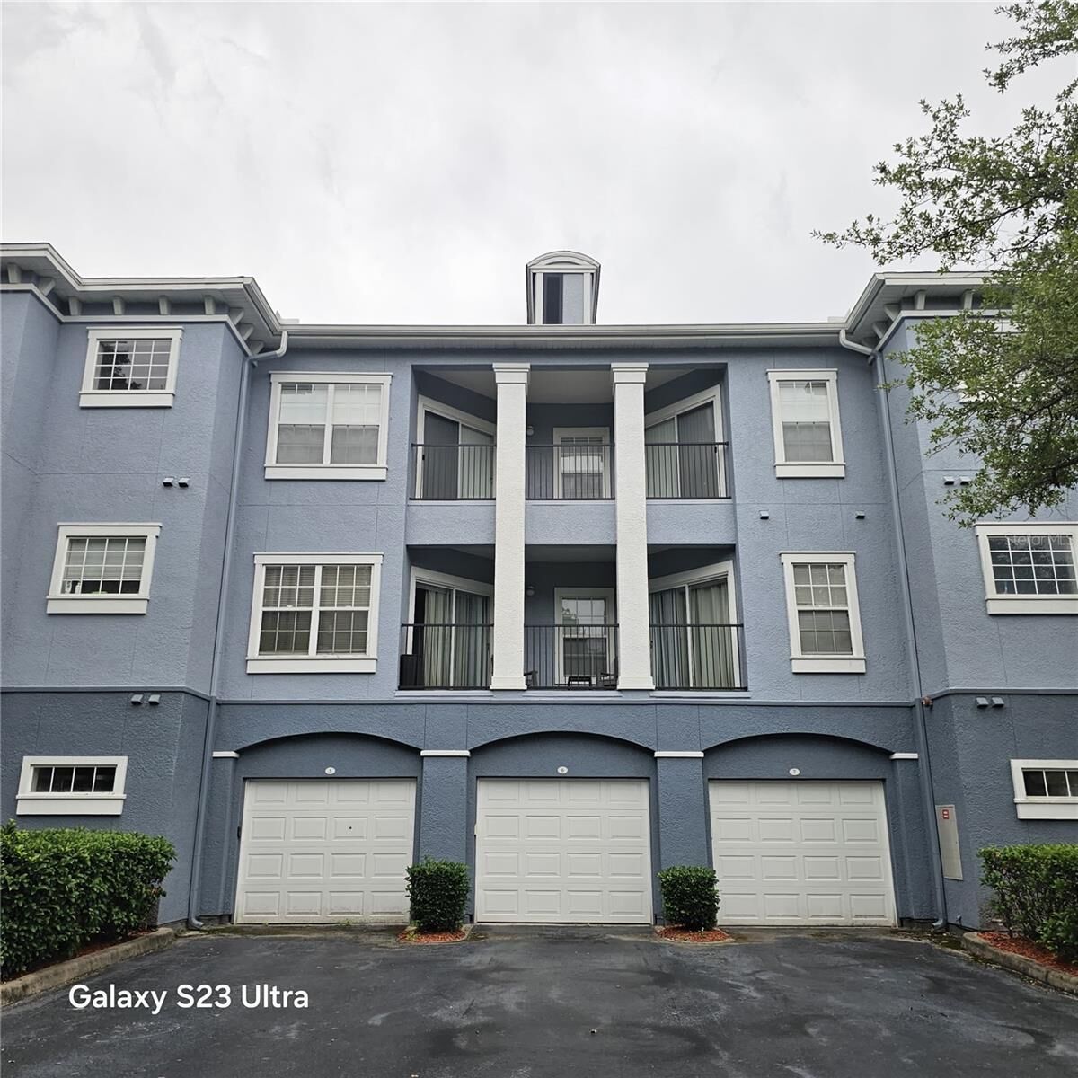 Property Photo:  3561 Conroy Road 220  FL 32839 