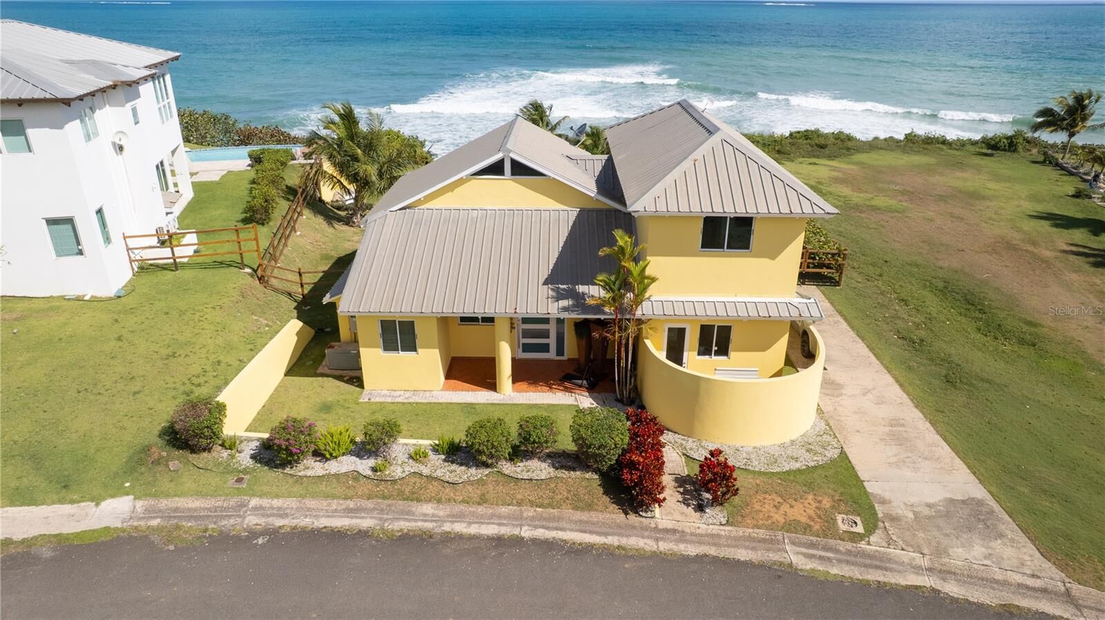 Property Photo:  5 Beach Village  PR 00765 