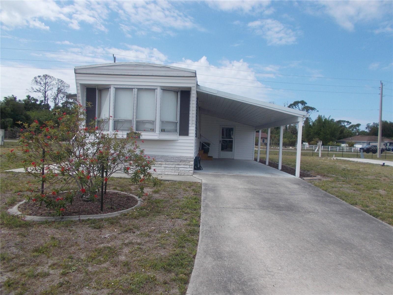 Property Photo:  5154 Palena Boulevard  FL 34287 