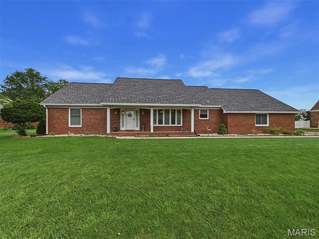 Property Photo: 1228 Cardinal Drive IL 62024