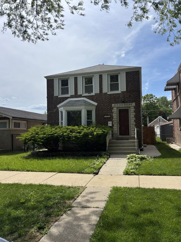 Property Photo: 3614 S 59th Court IL 60804
