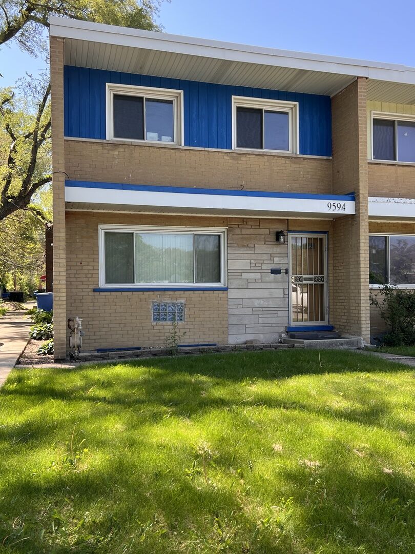 Property Photo: 9594 S Colfax Avenue 0 IL 60617