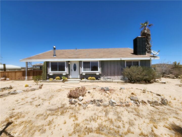 Property Photo:  2620 Oasis Street  CA 92252 