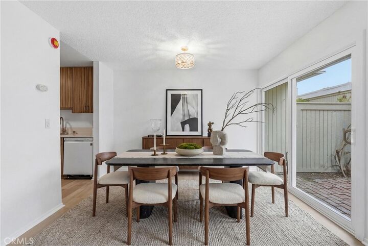 Property Photo: 22137 Burbank 3 CA 91367