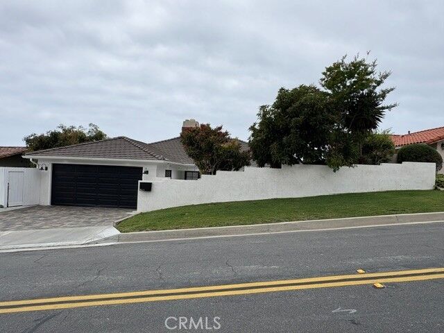 Property Photo:  1629 Via Zurita  CA 90274 