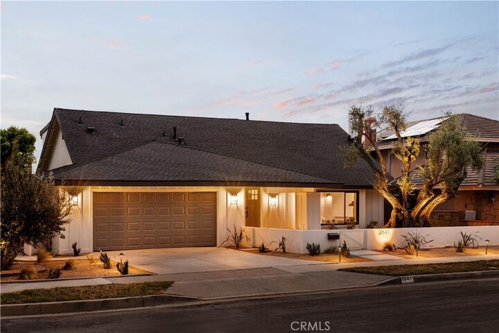 Property Photo:  2841 Boa Vista  CA 92626 
