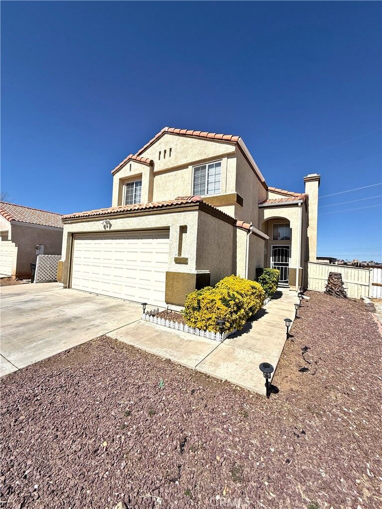 Property Photo: 13382 Fox Run CA 92392