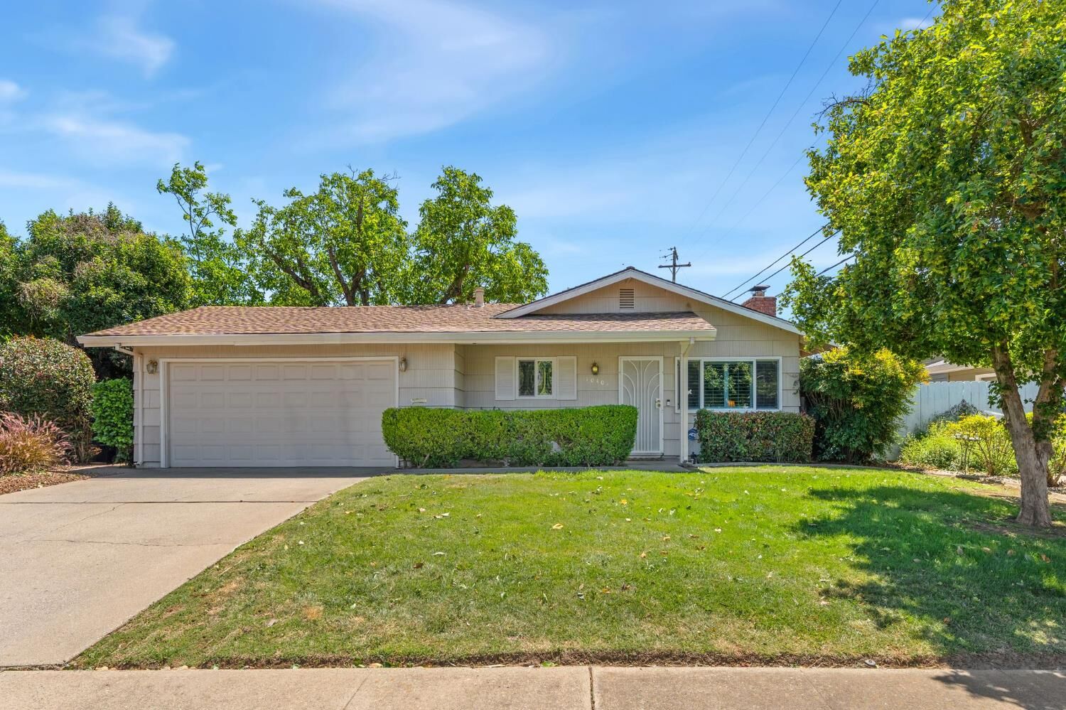 Property Photo: 10404 River Wood Way CA 95670