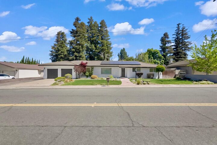 Property Photo: 6908 Arrowwood Drive CA 95367